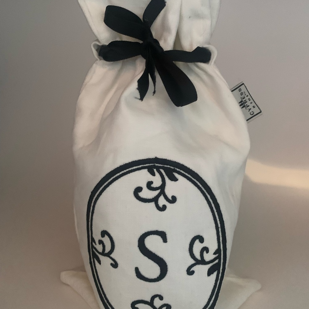 Elegant Linen/cotton Gift Bag with Black Ribbon
